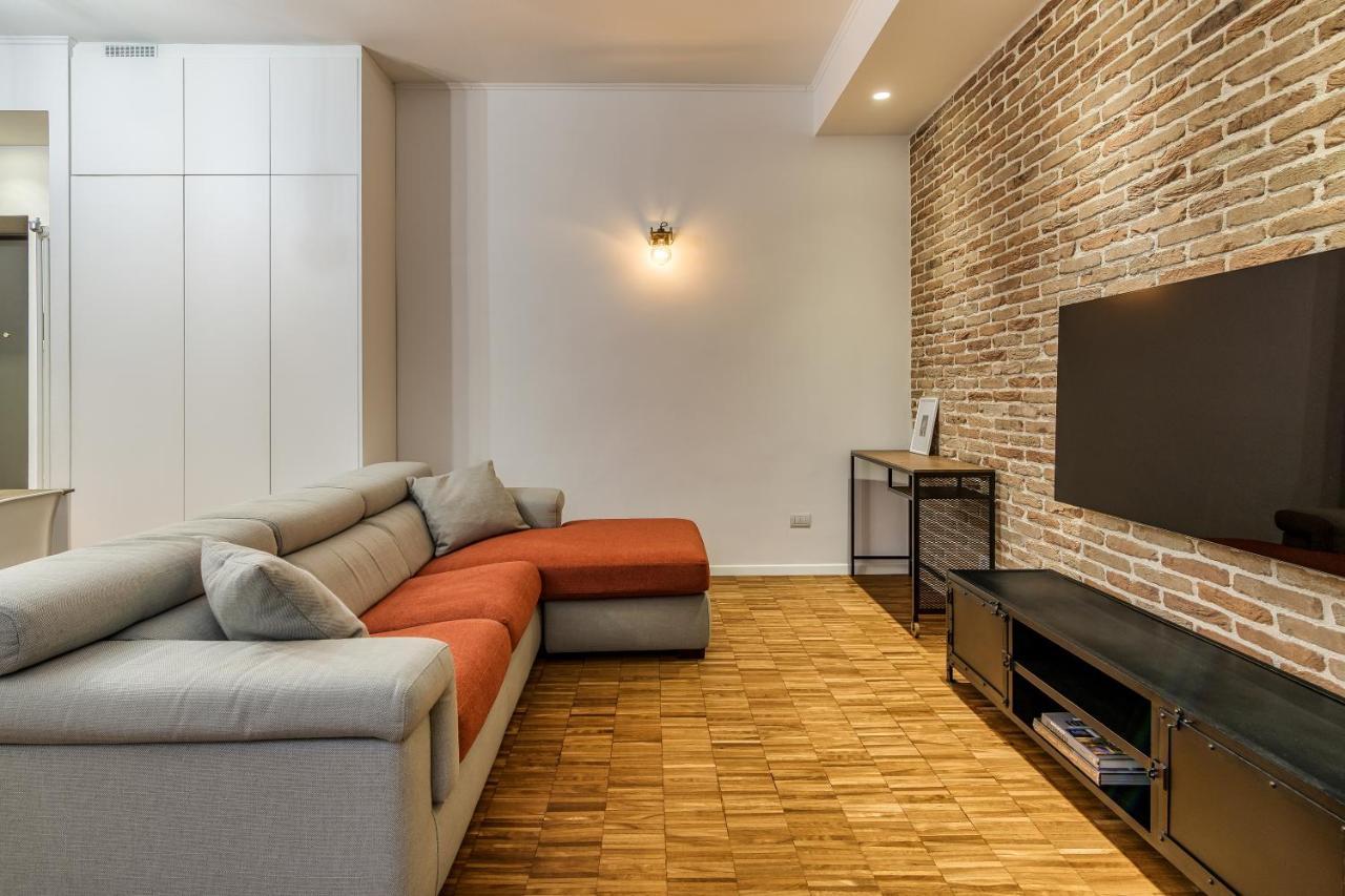 Beplace Apartments In Isola Milano Dış mekan fotoğraf